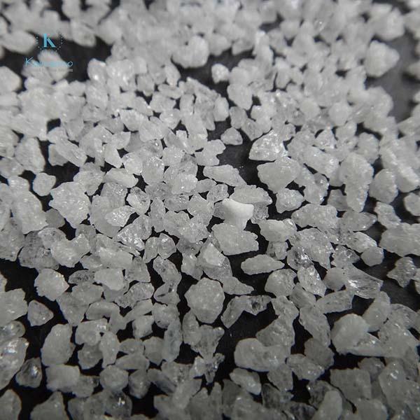 Poudre d'alumine blanche 9 dureté Mohs et densité de 3,95 G/cm3 pour des performances durables