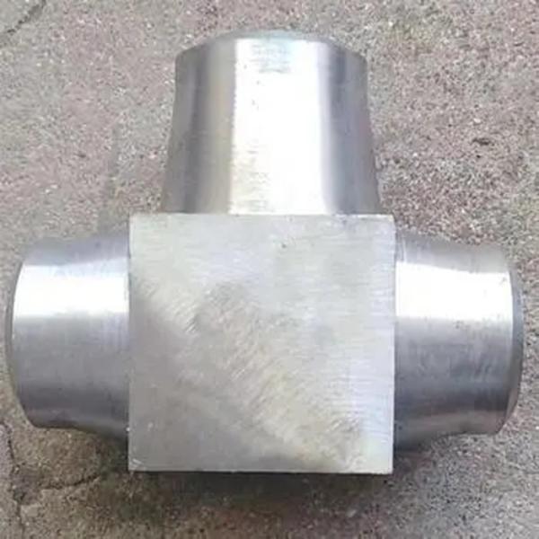 SS304/316 Forged Pipe Fittings High Pressure NPT Threaded Pipe Tee Class 2000
