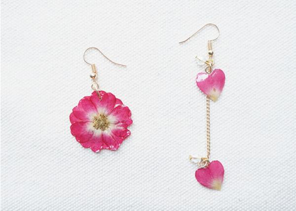 2018 Nami Studio Newest Creative Handmade Heart Dry Flower Stud Earrings