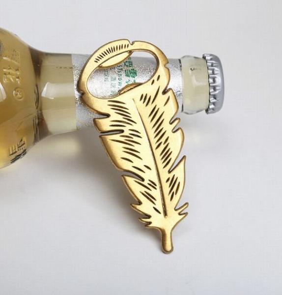 Cool innovative wedding favor die punched stainless steel diamond ring shaped beer bottle opener