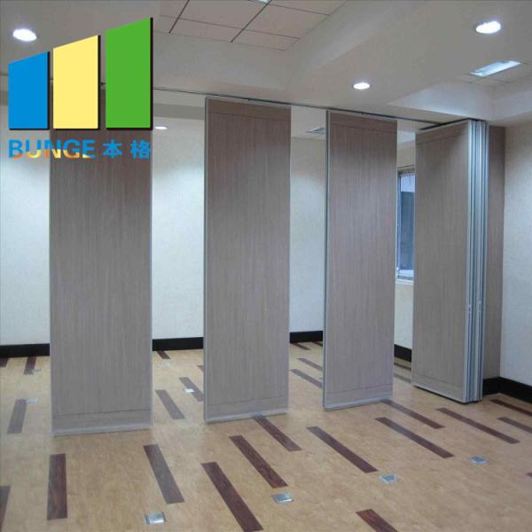 Melamine Foldable Soundproof Sliding Movable Partition Wall Under A Suspended Ceiling