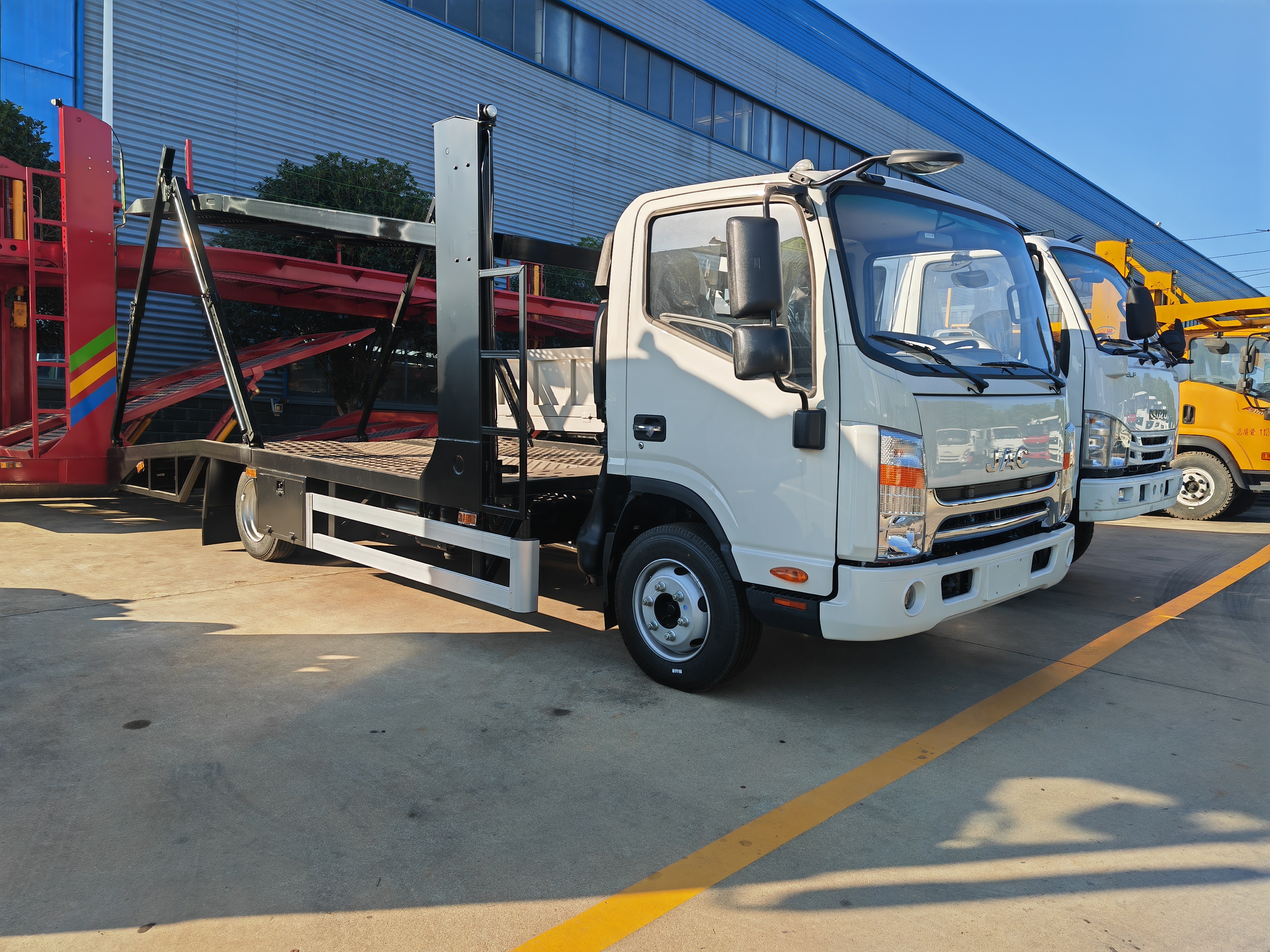JAC 2-Car Carrier Truck (Double Deck Vehicle Transporter)