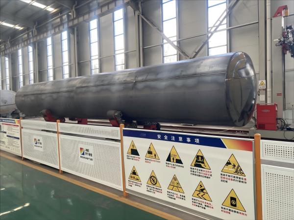 CIMC fabricant chinois 3 axes alliage d'aluminium pétrolier camion-citerne prix d'usine semi-remorque