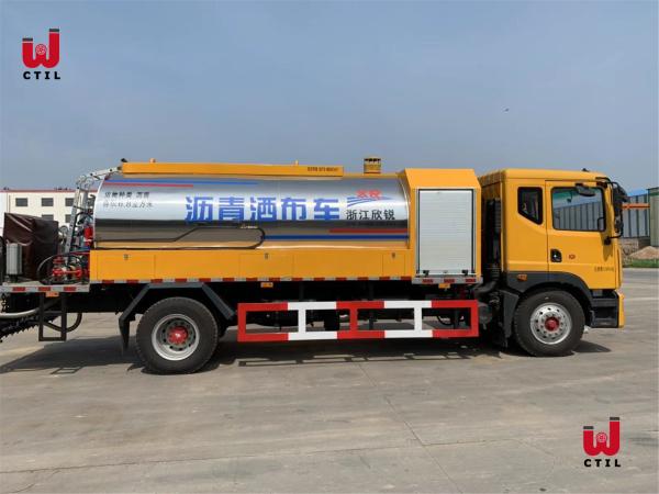Euro 3 Asphalt Distributor Truck 10t Asphalt Sprayer Truck