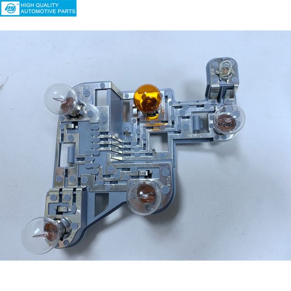 2048201500 Genuine Taillight Bulb Holder Tail Light Bulb Carrier for Mercedes Benz C-CLASS W204 C180 C260 C200 C300 C280 C63