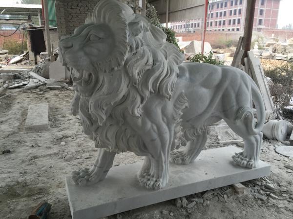 Front Door Granite 1.8m Height Sitting Lion Sculpture , Stone Carving Sculpture