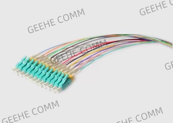 Le mode multi 12 creuse 0.9mm MPO au câble d'évasion de LC