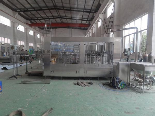 Machine de remplissage automatique aseptique de jus, boîtes de CDD remplissant équipement