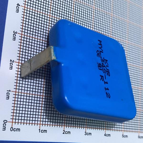 Varistor DIP de alta potência 34S112K 32D 25D 40S 40D 53D 20D 14D 10D 7D 5D 391K 431K 471K 511K 561K 621K Para SPD Surge Protec
