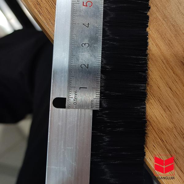 100%PP Dustproof Insectproof Window Door Accessories Seal Brush Strip Weather Stripping