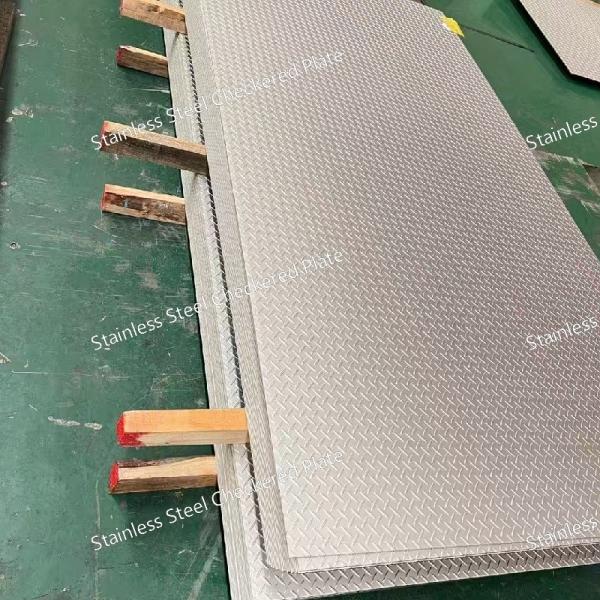 304 Stainless Steel Checkered Plate Thickness 3.0mm 4.0mm 5.0mm 6.0mm For Floor