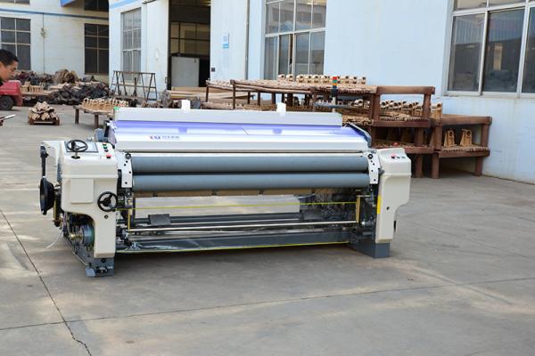 2 Nozzle Sulzer Water Jet Looms Double Pump 1000 RPM Textile Weaving Machines