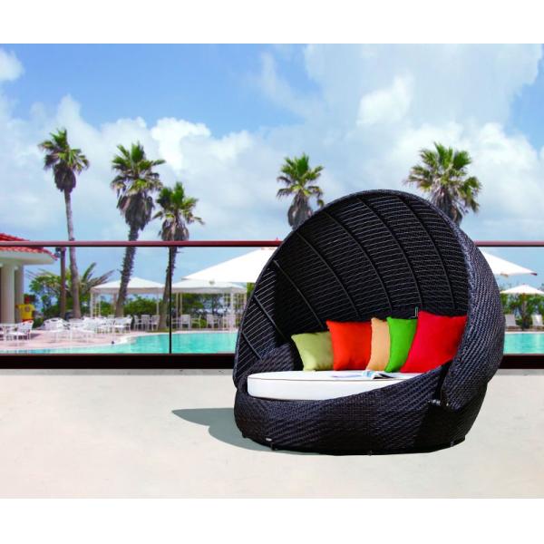 Meubles d' extérieur revêtus de poudre canapé de tissage en rotin de style pomme pour la détente dans la cour