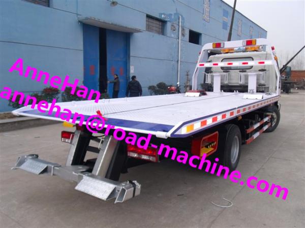 SINOTRUK Towing Lifting 4T 4 x 2 Rollback Wrecker Tow Truck 95 HP Engine LHD OR RHD EUROII/III