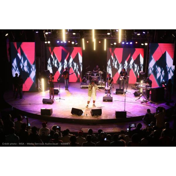 GOB P1.5 P1.9 События по аренде в помещениях Фон LED-экран Свадебная сцена Декорация LED-видеостенка