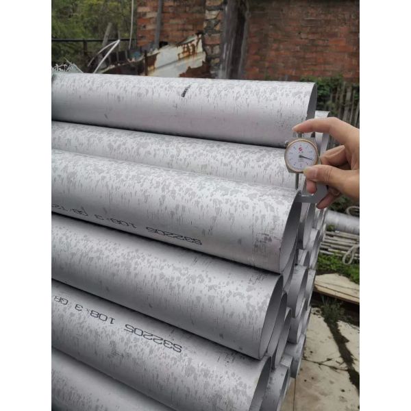 2205 S32205 S31803 Duplex Stainless Steel Tube with Cold Rolled Technique and Polished Surface