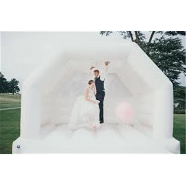 Дом на открытом воздухе особенного белого надувного замка свадьбы раздувного скача для партии