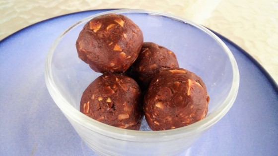 60-90 pcs per Minute Protein Ball Rolling Machine Automatic Date Ball Rolling