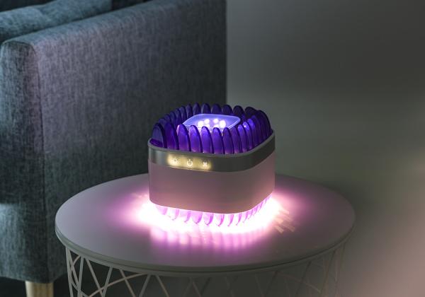 LAMPE électronique portable rechargeable anti-moustiques avec lumière pour une surface applicable de 200 à 300 m2