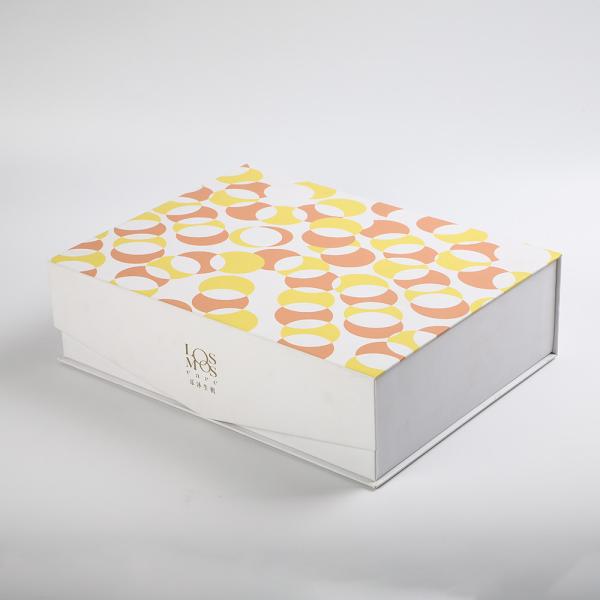 Rigid Magnetic Flap Gift Personalized Skin Care Box Debossing Cmyk Printed