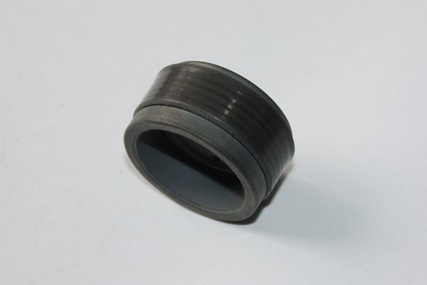 La resistencia da alta temperatura, dos agujeros diseña los coches D31 choca el pistón del amortiguador