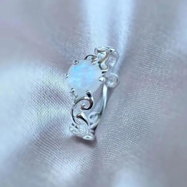 925 Sterling Silver Vine Manufacturer Round ont coupé l'engagement Ring Wholesale Women Jewelry Rings de Moonstone d'arc-en-ciel