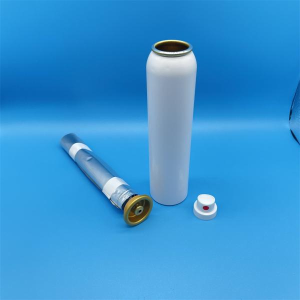 С клапаном. Гибкая упаковка для жидкостей.