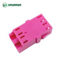 Um tipo adaptador frente e verso da parte da fibra ótica de Flangeless LC