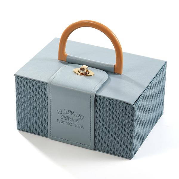 Custom Luxury Wedding Gift Box with Foil Logo Printing