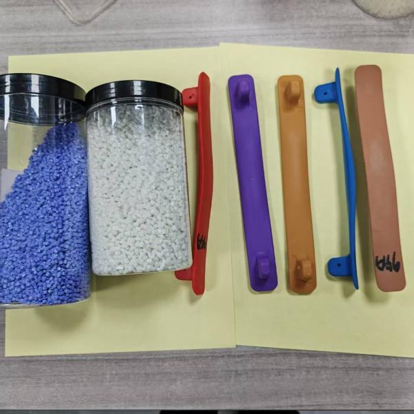 Fiber-Reinforced TPU Granules Good Thermal Insulation Performance And The Toughness Of TPU Material