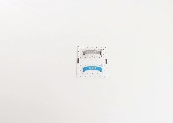 Customized Condiment Packets With Dairy Allergens / Black Pepper