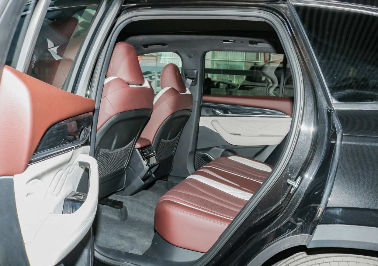 Флагманская модель 4WD Geely Vehicle Geely Xingyue L 2021 2.0TD SUV 5 Door 5 Seats
