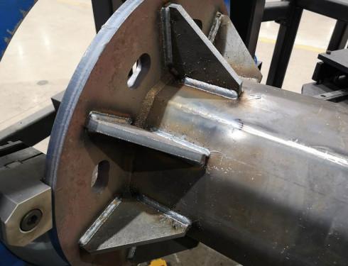 Machine de soudage de pôle léger de 120 mm à 260 mm / machine de fabrication de pôle léger
