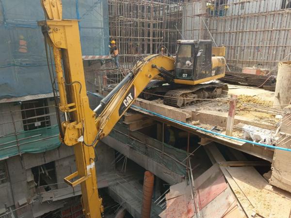 Construction Heavy Equipment  20T-50T Excavator Telescopic Boom