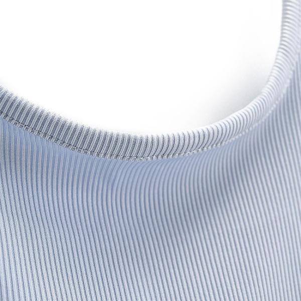 Пошученный над сплошной цвет верхних частей танка тонких женщин шеи пригонки u безрукавный вяжет основной танк урожая