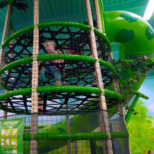 Aire de jeux intérieure Plastic Ocean Adventure Personnaliser Parc d'attractions intérieur pour enfants