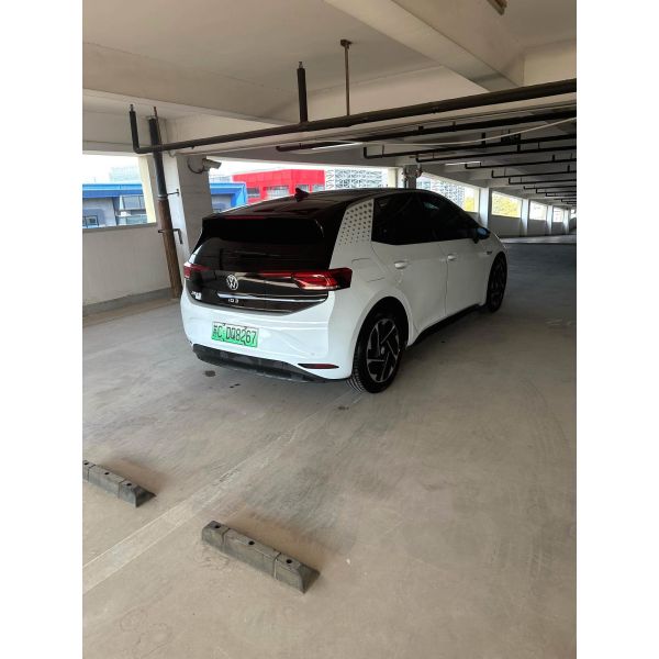 Volkswagen 2023 ID.3 Electric Hatchback with 52.80 kWh Battery and 30,000 km Mileage in Pure Smart Edition