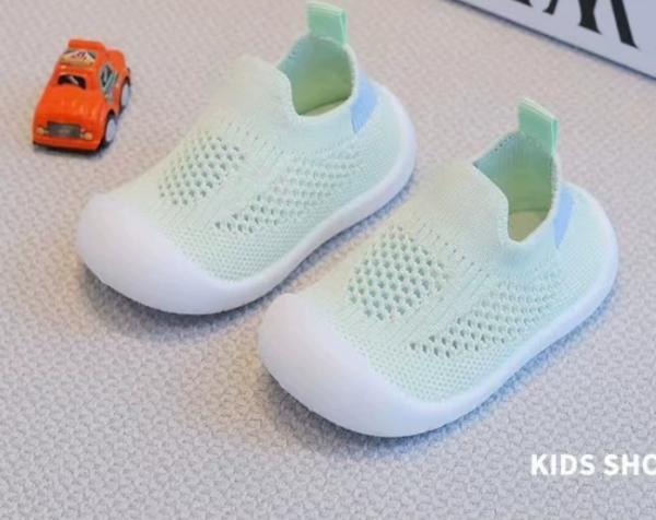 Hot Sales Classic Design  Summer Kids Shoes  For Canada