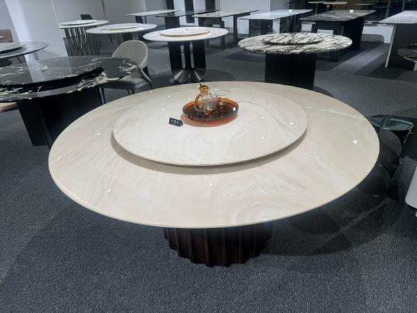 Luxury Round Dining Table in White with Gold Veins Natural Marble for Elegant High-End Interiors