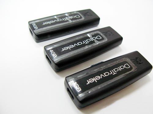O flash marcado de USB conduz DT100
