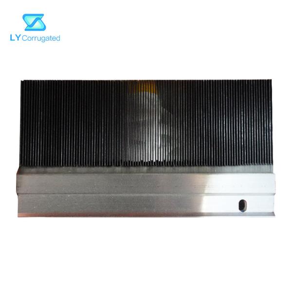 O aço carbono corrugou peças sobresselentes da máquina, pente resistente ao calor de 20cmx19cm