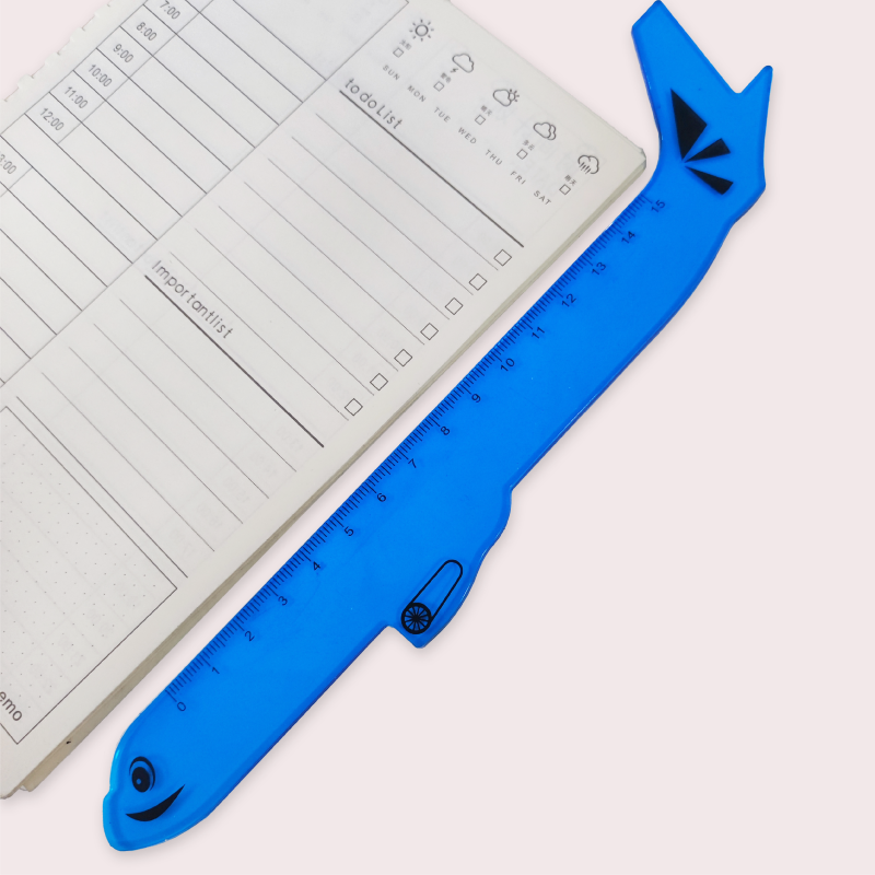 Hot selling OEM wholesale creative stationery 15CM students airplane shape plastic ruler