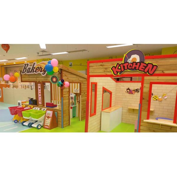 Mini-pueblo de juegos de rol Casa de juegos de la ciudad Restaurante Equipo de juegos de interior