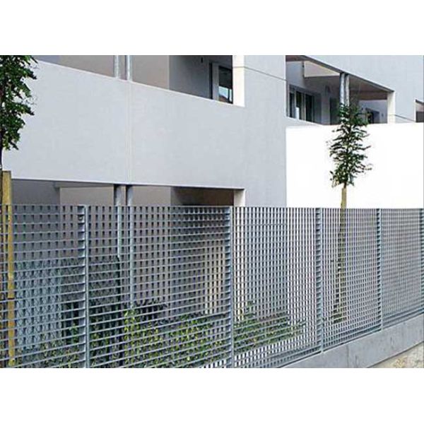 Steel Grating Fences From Welded Or Press-Locked Steel Grating
