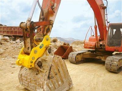 High Strength Excavator Quick Hitch To Switch Bucket To Breaker Wear Resistance