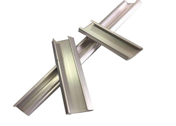30mm Slot Width Greenhouse Wire Lock Channel Hot Dip Galvanized Steel Material