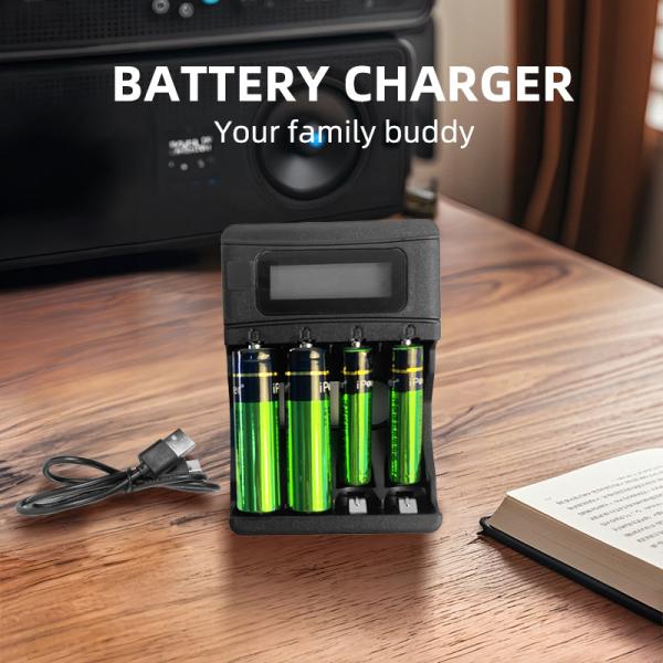 Factory High Quality 4 Slots AA AAA 1.2V LED Charging Nimh Battery Charger
