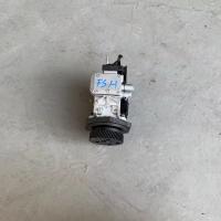 Genuine Isuzu 4HK1T Used Fuel Pump Japanese Truck Parts