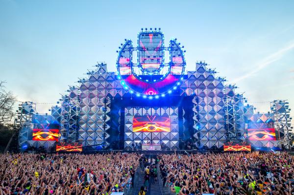 Stage Background P5.95 Outdoor Rental LED Display 1R1G1B Color Configuration