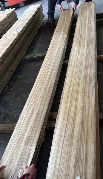 0.50MM Natural Burma Teak Wood Veneer Black line Grade AB Cabinet Use